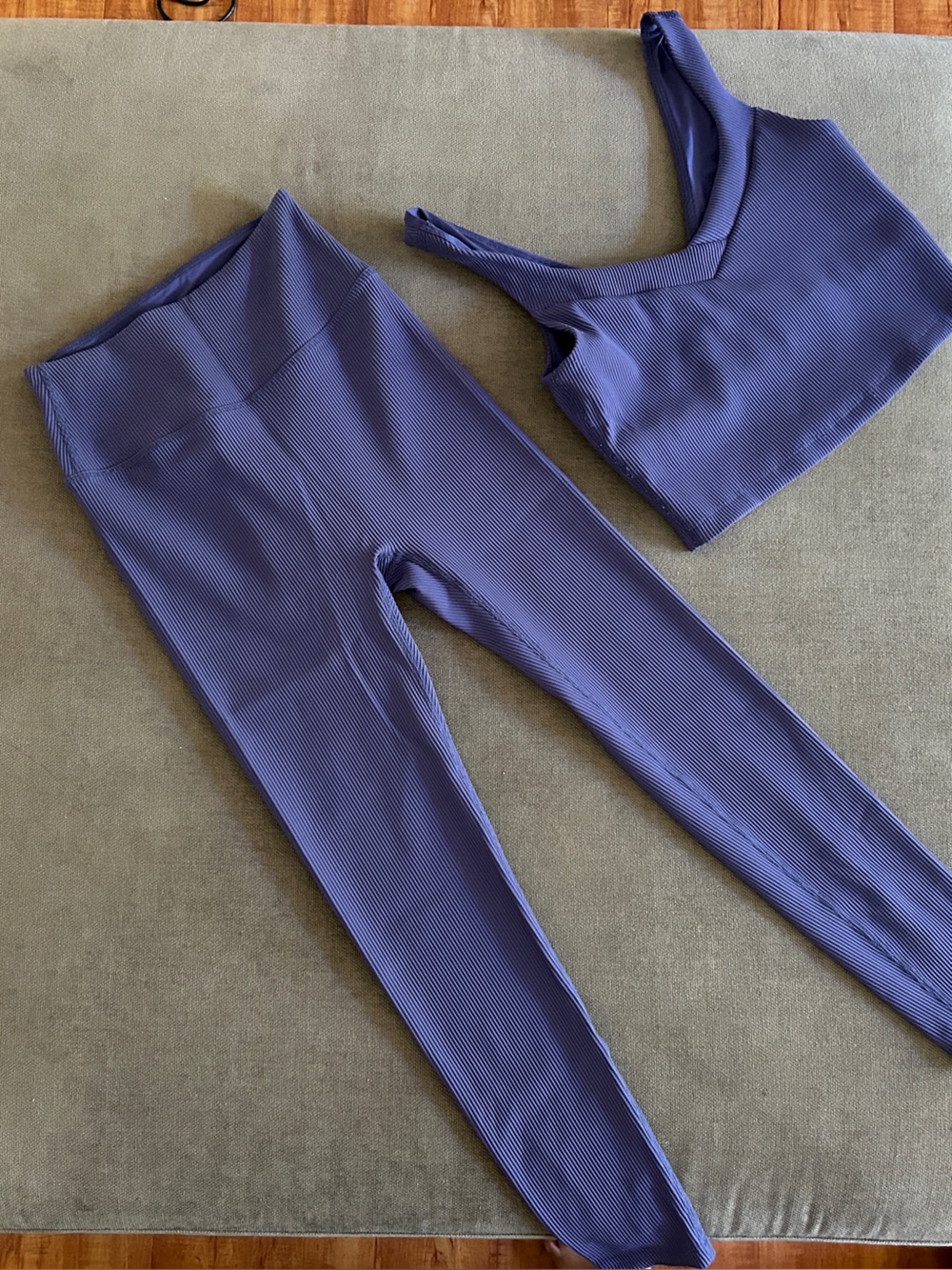 Beyond Yoga Cobalt Blue Ribbed workout set leggings and cropped tank